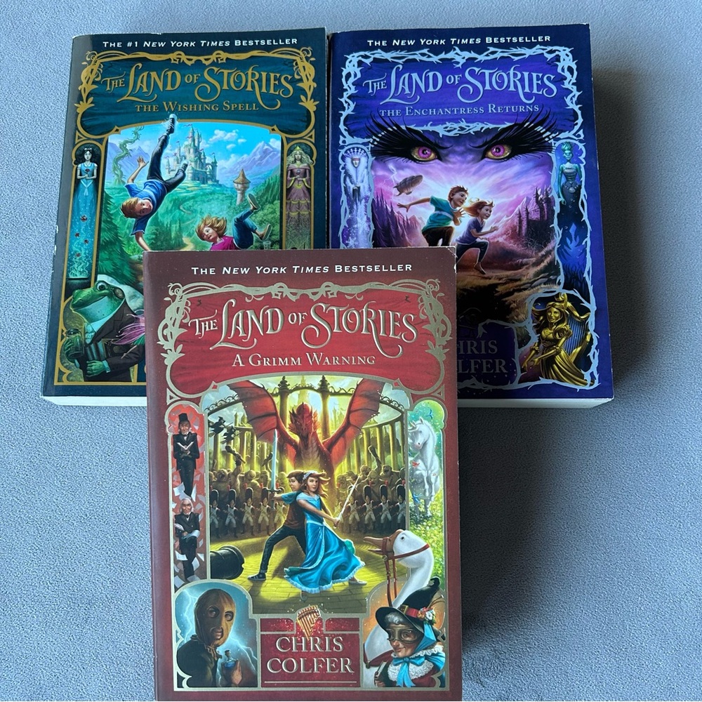 Set of 3 ~ The Land of Stories ~ Book 1-3 ~ Paperback